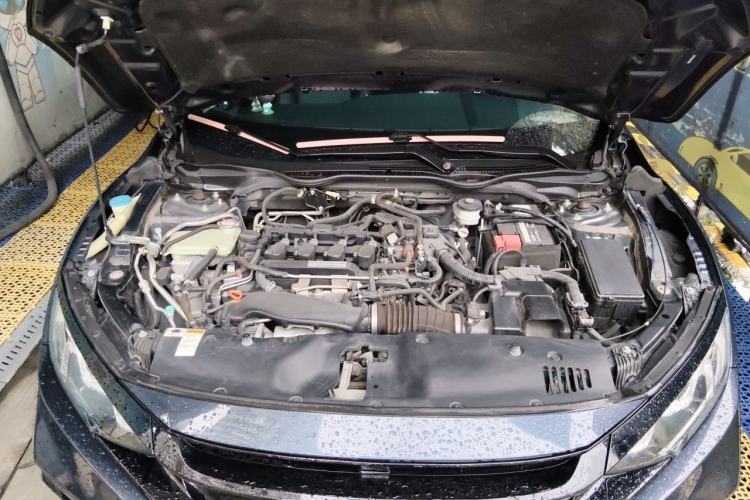 Used Honda Civic 2019 220TURBO CVT Dynamic Edition China VI Emission Standard Engine Bay