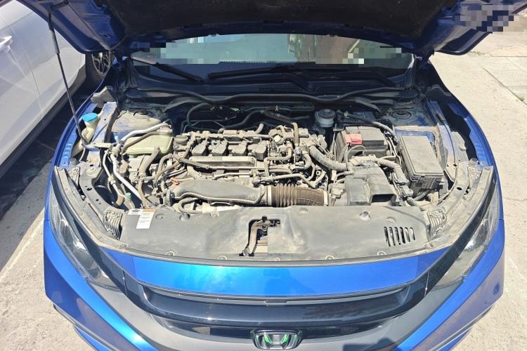 Used Honda Civic 2019 220TURBO CVT Dynamic Edition China VI Engine Bay
