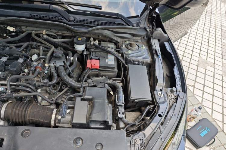 Used Honda Civic 2019 220TURBO CVT Dynamic Edition China VI Engine Bay Left