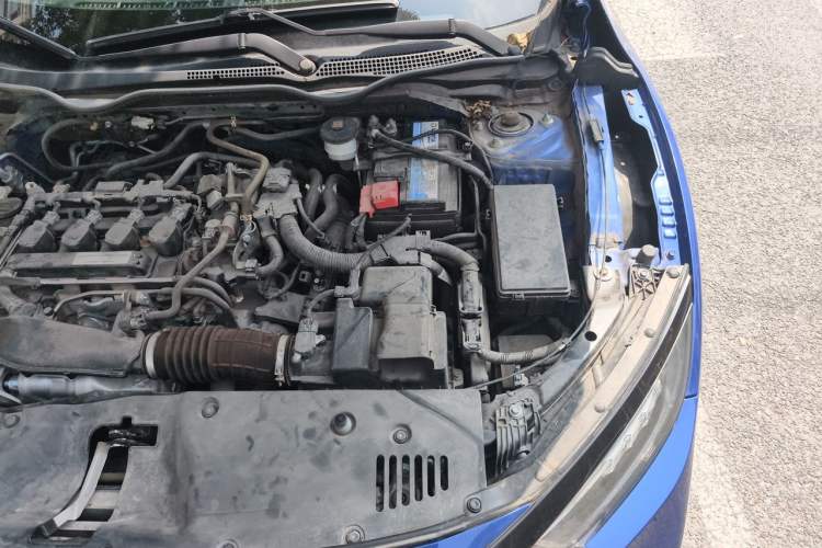 Used Honda Civic 2019 220TURBO CVT Power Edition China V Engine Bay Left