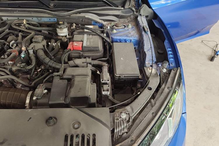 Used Honda Civic 2019 220TURBO CVT Dynamic Edition China VI Engine Bay Left