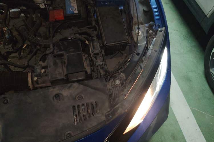 Used Honda Civic 2019 220TURBO CVT Dynamic Edition China VI Emission Standard Engine Bay Left
