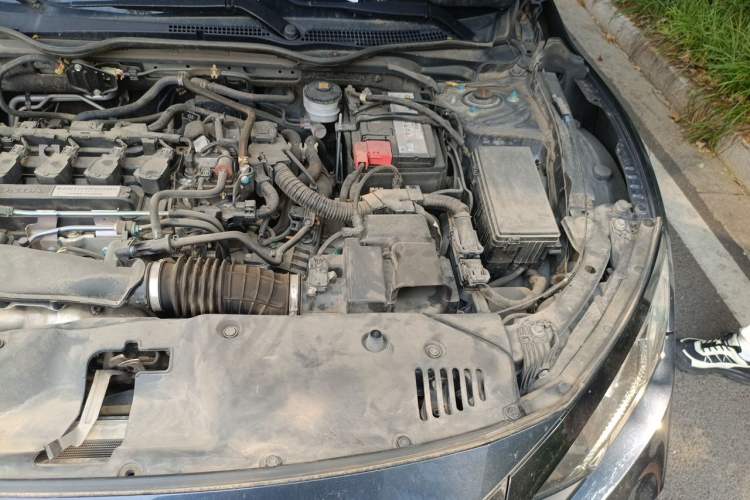 Used Honda Civic 2019 220TURBO CVT Dynamic Edition China VI Engine Bay Left