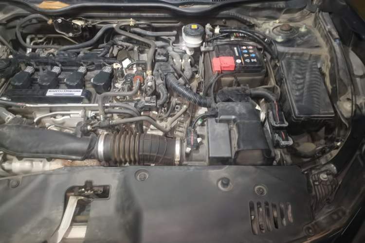 Used Honda Civic 2019 220TURBO CVT Dynamic Edition China VI Engine Bay Left