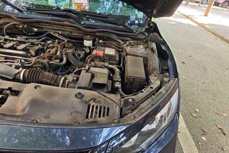 Used Honda Civic 2019 220TURBO CVT Dynamic Edition China V Emission Standard Engine Bay Left