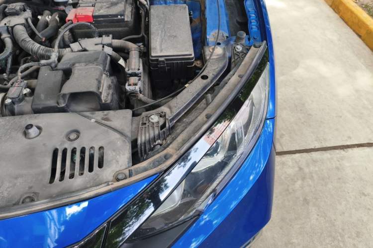 Used Honda Civic 2019 220TURBO CVT Dynamic Edition China VI Engine Bay Left