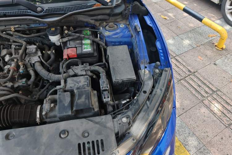 Used Honda Civic 2019 220TURBO CVT Dynamic Edition China VI Engine Bay Left
