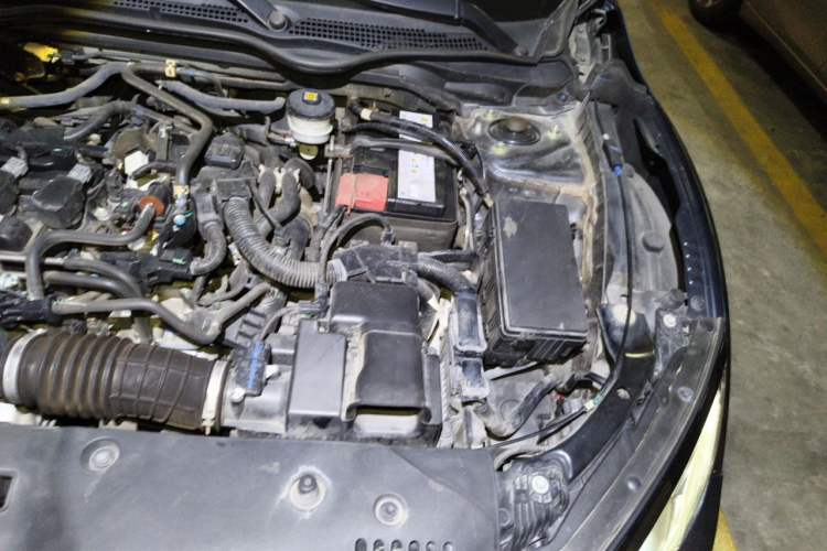 Used Honda Civic 2019 220TURBO CVT Dynamic Edition China VI Engine Bay Left