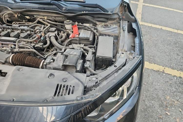 Used Honda Civic 2019 220TURBO CVT Dynamic Edition China VI Engine Bay Left