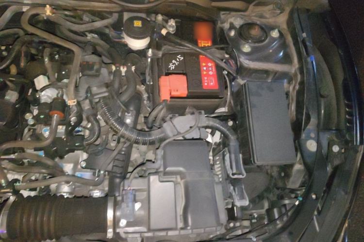 Used Honda Civic 2019 220TURBO Manual Jinkong Edition China VI Engine Bay Left