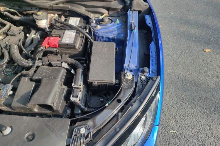 Used Honda Civic 2019 220TURBO CVT Dynamic Edition China V Emission Standard Engine Bay Left