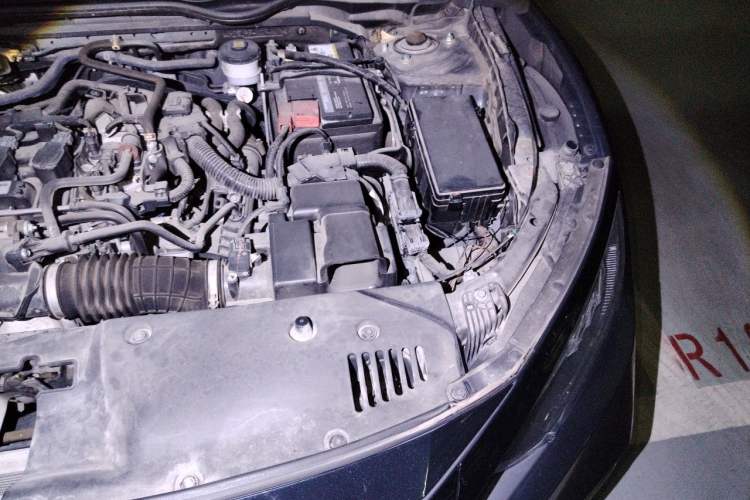 Used Honda Civic 2019 220TURBO CVT Dynamic Edition China VI Engine Bay Left