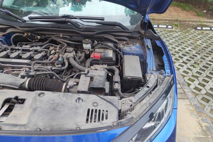 Used Honda Civic 2019 220TURBO CVT Dynamic Edition China VI Engine Bay Left