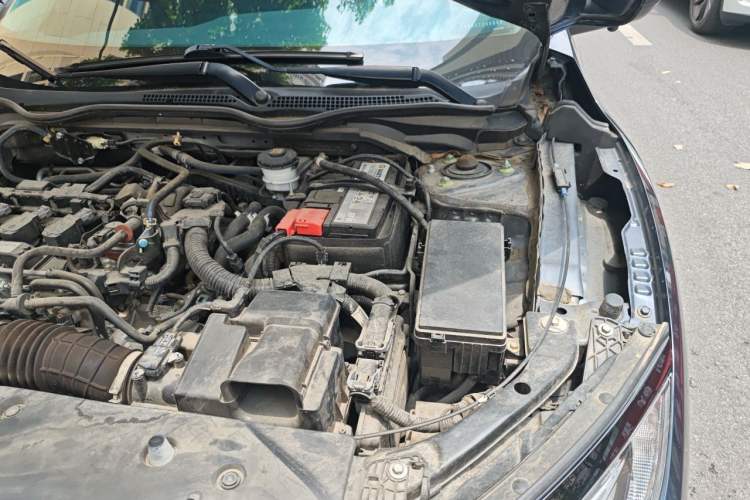 Used Honda Civic 2019 220TURBO CVT Dynamic Edition China VI Engine Bay Left