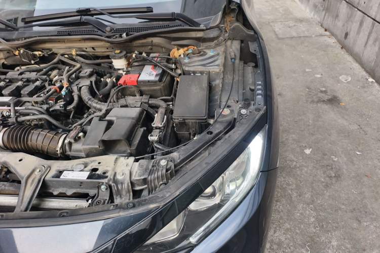 Used Honda Civic 2019 220TURBO CVT Dynamic Edition China VI Engine Bay Left