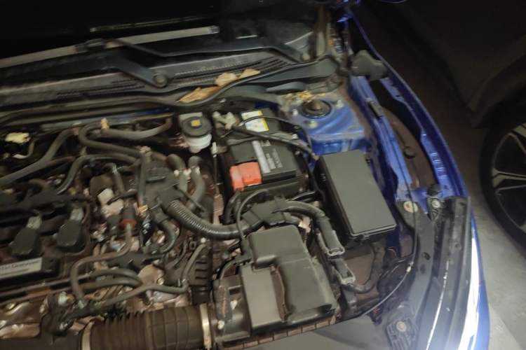 Used Honda Civic 2019 220TURBO CVT Dynamic Edition China VI Engine Bay Left