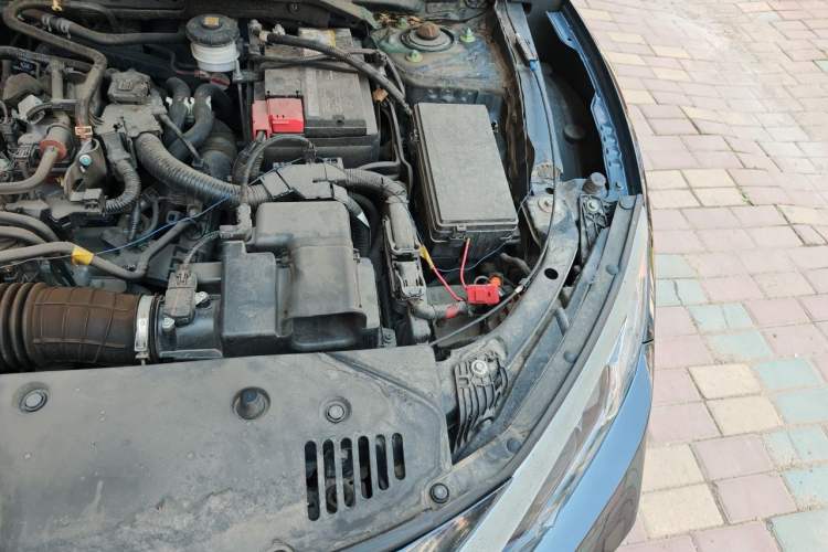 Used Honda Civic 2019 220TURBO CVT Dynamic Edition China VI Engine Bay Left