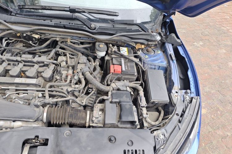 Used Honda Civic 2019 220TURBO CVT Dynamic Edition China VI Emission Standard Engine Bay Left