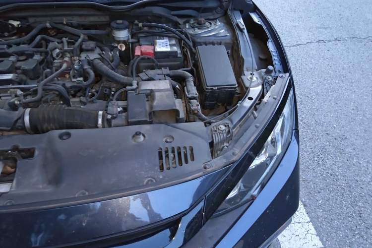 Used Honda Civic 2019 220TURBO CVT Dynamic Edition China V Engine Bay Left