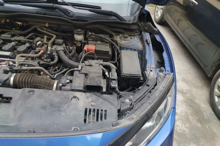 Used Honda Civic 2019 220TURBO CVT Dynamic Edition China VI Engine Bay Left