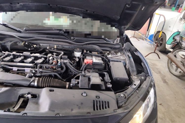 Used Honda Civic 2019 220TURBO CVT Dynamic Edition China VI Engine Bay Left
