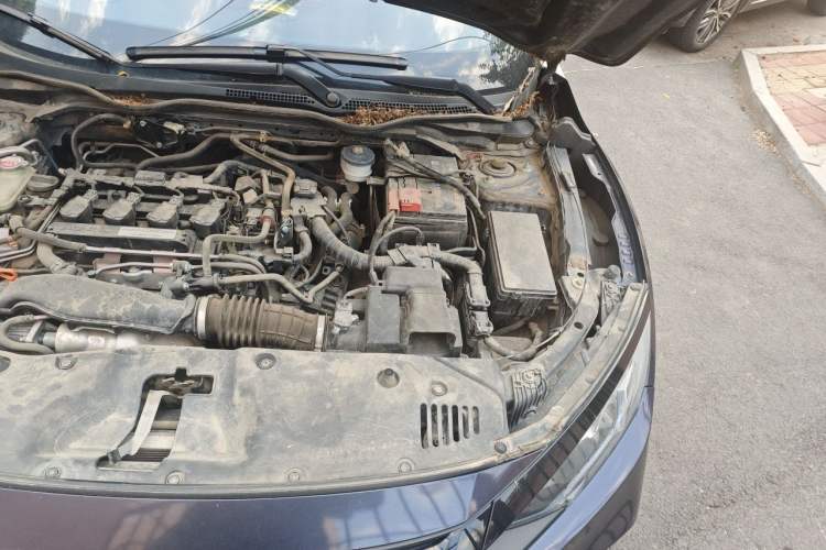 Used Honda Civic 2019 220TURBO CVT Dynamic Edition China VI Engine Bay Left