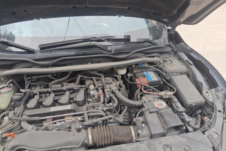 Used Honda Civic 2019 220TURBO CVT Dynamic Edition China VI Emission Standard Engine Bay Left