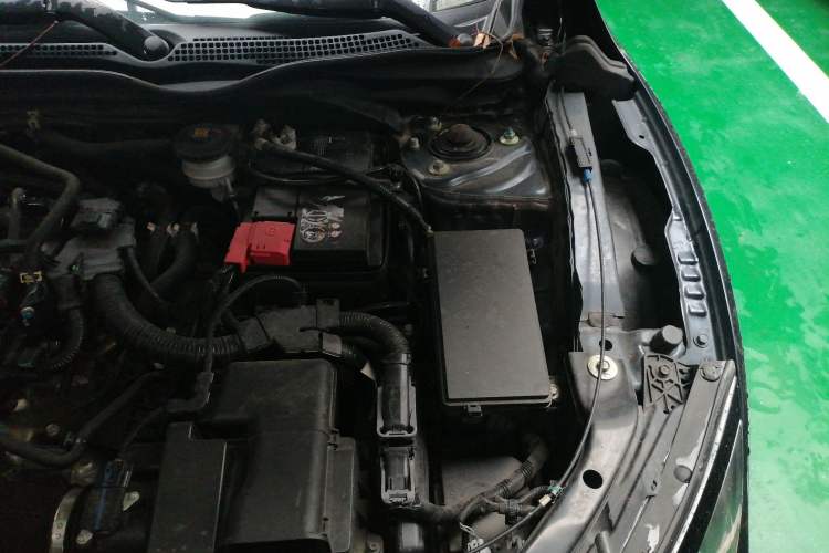 Used Honda Civic 2019 220TURBO CVT Power Edition China VI Emission Standard Engine Bay Left