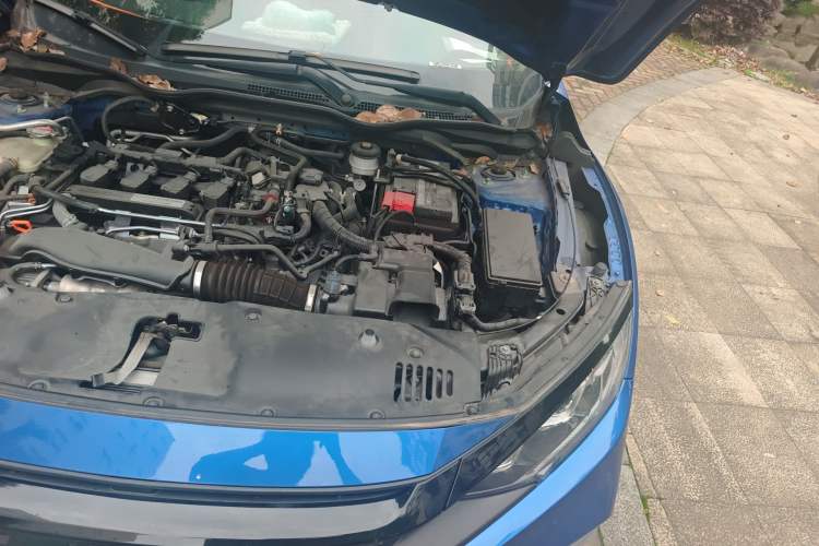 Used Honda Civic 2019 220TURBO CVT Dynamic Edition China VI Engine Bay Left