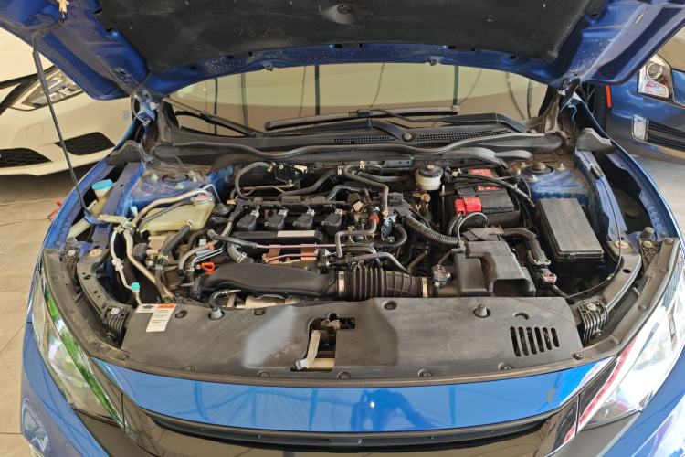 Used Honda Civic 2019 220TURBO CVT Dynamic Edition China VI Engine Bay