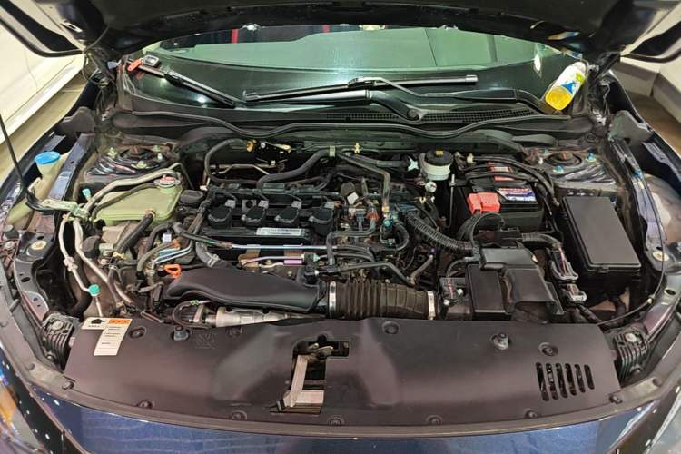 Used Honda Civic 2019 220TURBO CVT Dynamic Edition China VI Engine Bay