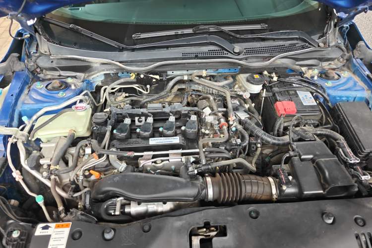 Used Honda Civic 2019 220TURBO CVT Dynamic Edition China VI Engine Bay