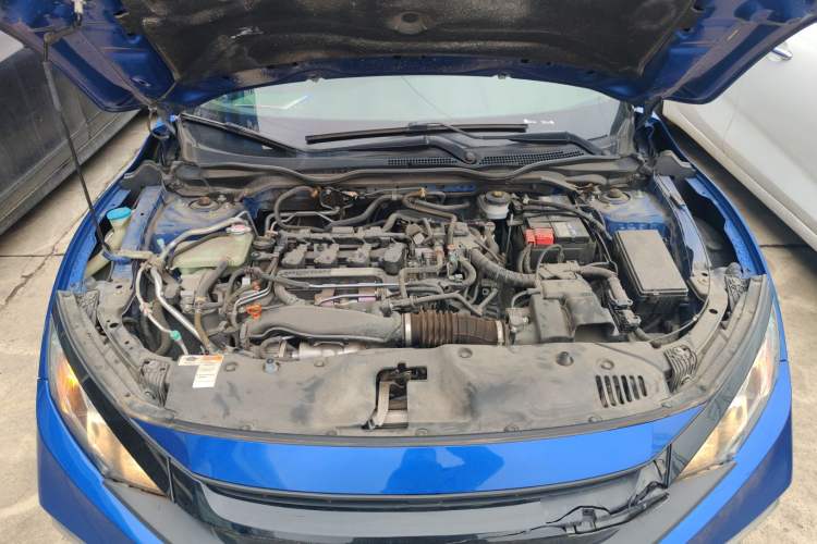 Used Honda Civic 2019 220TURBO CVT Dynamic Edition China VI Engine Bay