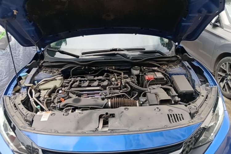 Used Honda Civic 2019 220TURBO CVT Dynamic Edition China VI Engine Bay