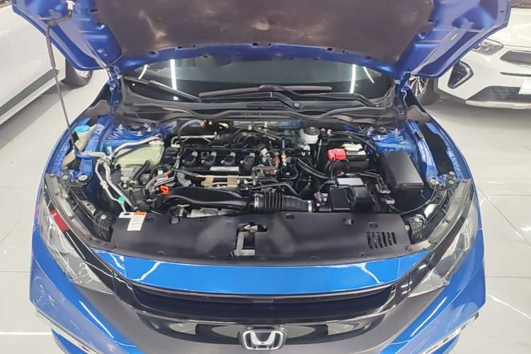 Used Honda Civic 2019 220TURBO CVT Dynamic Edition China VI Engine Bay