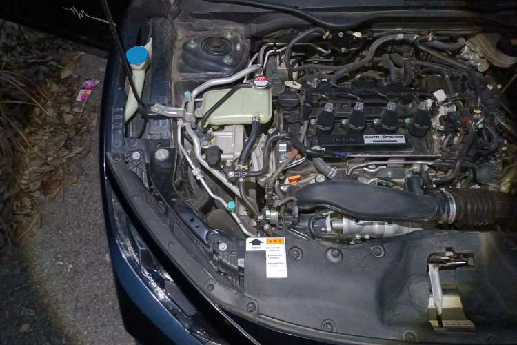 Used Honda Civic 2019 220TURBO Manual Jinkong Edition China V Emission Standard Engine Bay Right