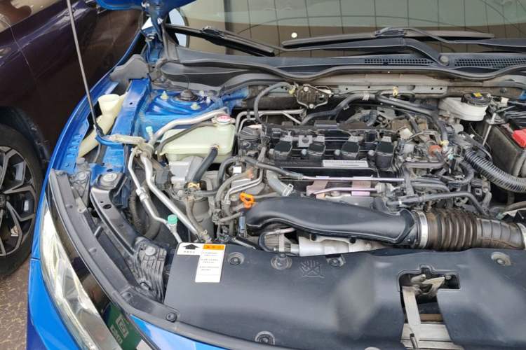 Used Honda Civic 2019 220TURBO CVT Dynamic Edition China VI Engine Bay Right
