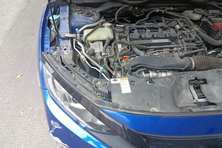 Used Honda Civic 2019 220TURBO CVT Dynamic Edition China VI Engine Bay Right