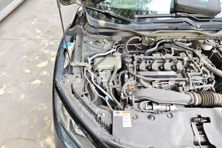 Used Honda Civic 2019 220TURBO CVT Dynamic Edition China VI Engine Bay Right