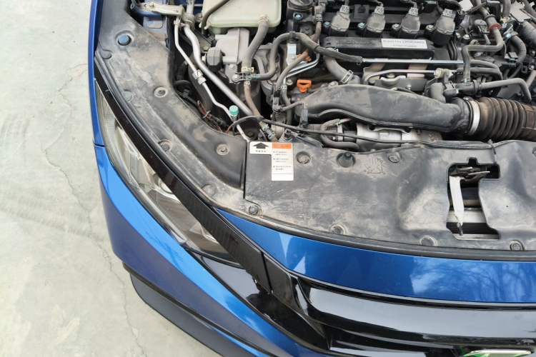 Used Honda Civic 2019 220TURBO CVT Dynamic Edition China VI Engine Bay Right