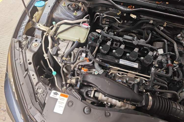 Used Honda Civic 2019 220TURBO CVT Power Edition China VI Emission Standard Engine Bay Right