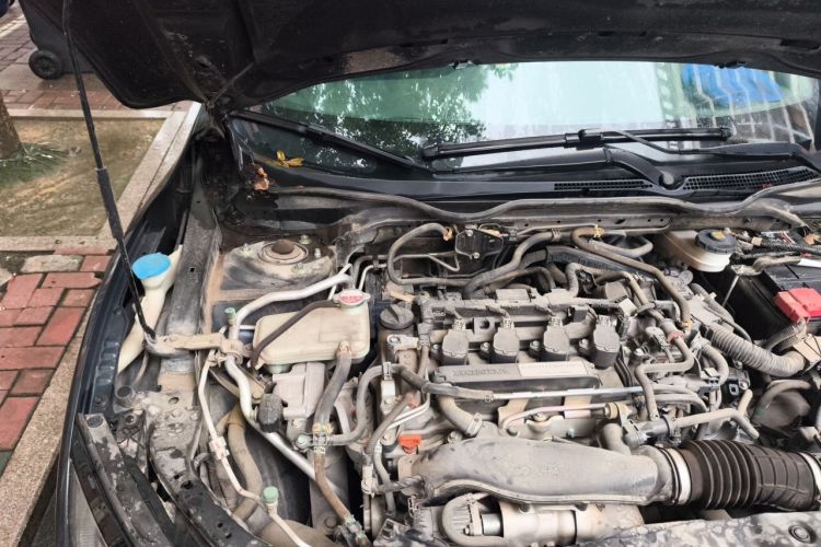 Used Honda Civic 2019 220TURBO CVT Dynamic Edition China VI Engine Bay Right