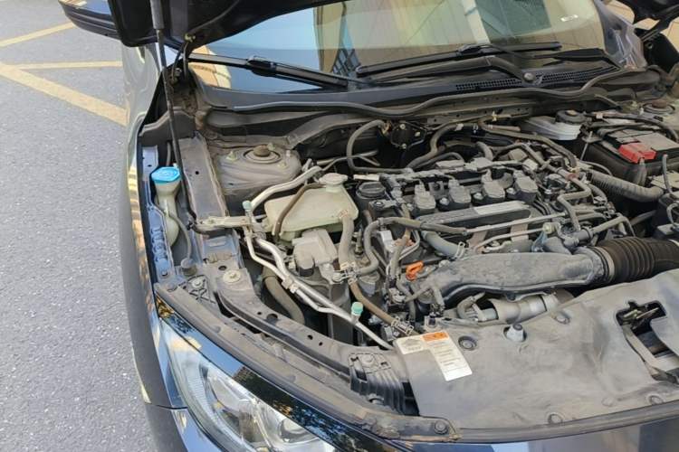Used Honda Civic 2019 220TURBO CVT Dynamic Edition China V Engine Bay Right