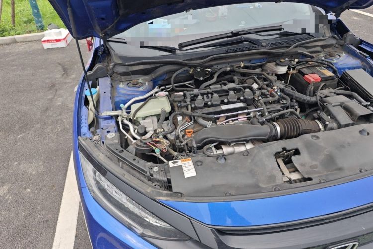 Used Honda Civic 2019 220TURBO CVT Dynamic Edition China VI Emission Standard Engine Bay Right