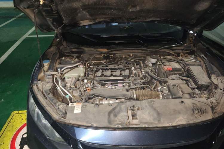 Used Honda Civic 2019 220TURBO CVT Dynamic Edition China VI Engine Bay Right
