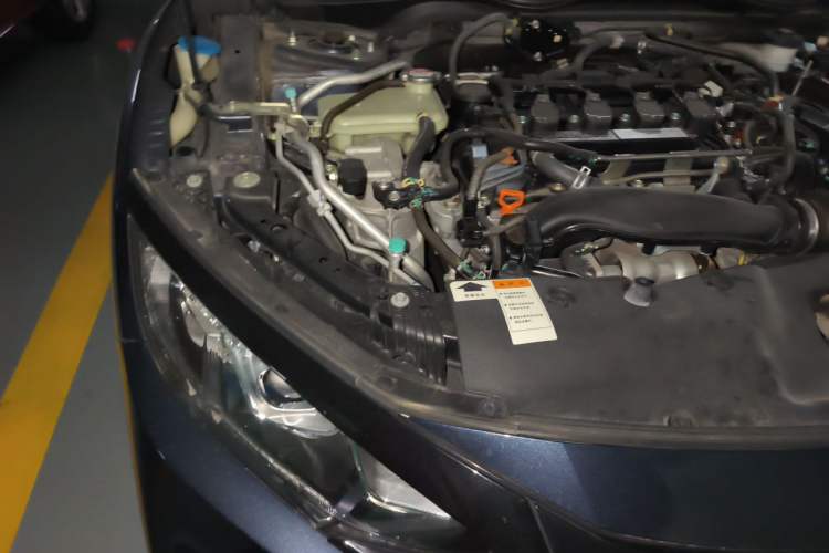 Used Honda Civic 2019 220TURBO CVT Dynamic Edition China V Emission Standard Engine Bay Right