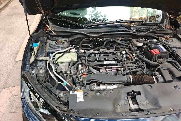 Used Honda Civic 2019 220TURBO CVT Dynamic Edition China VI Engine Bay Right