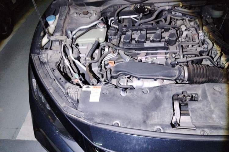Used Honda Civic 2019 220TURBO CVT Dynamic Edition China VI Engine Bay Right