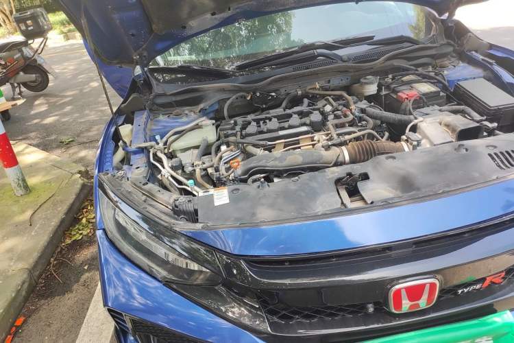 Used Honda Civic 2019 220TURBO CVT Power Edition China VI Emission Standard Engine Bay Right