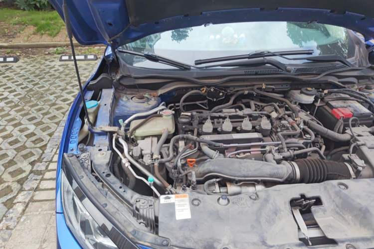 Used Honda Civic 2019 220TURBO CVT Dynamic Edition China VI Engine Bay Right